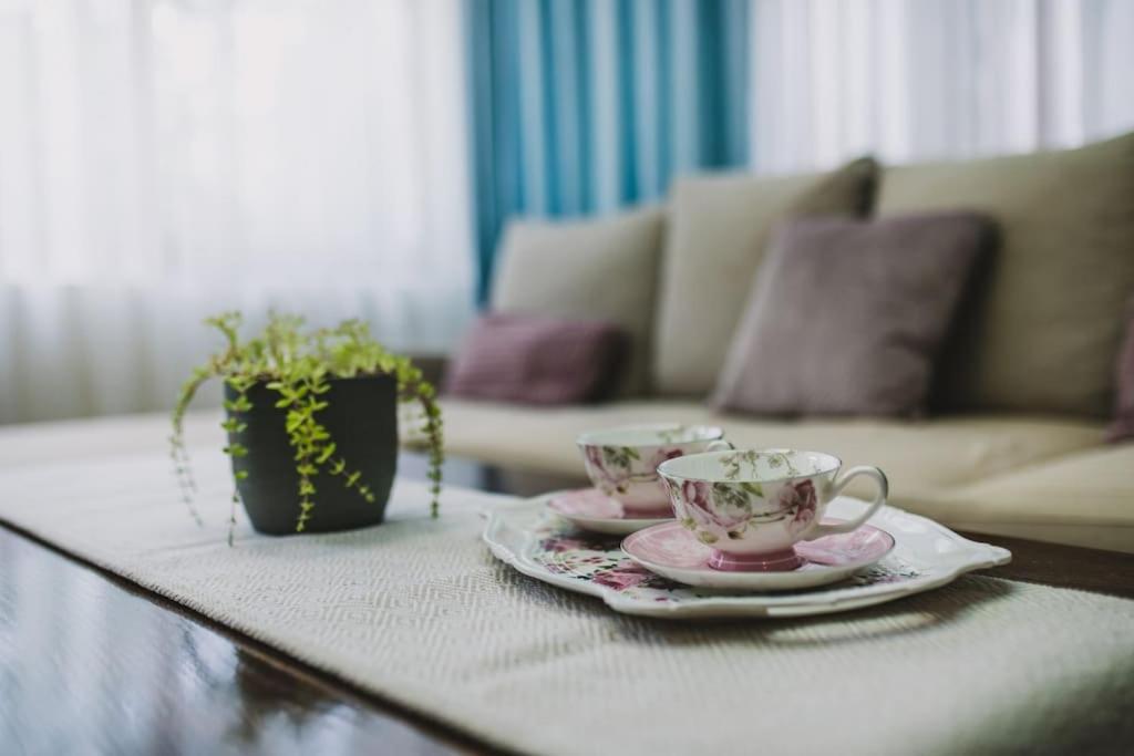 Marjan Hill 3-Br Apt,5 Guests Private Garden Near Beach Σπλιτ Εξωτερικό φωτογραφία